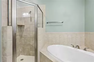 1439 Ashford Pl NE, Brookhaven, GA 30319 - Photo 13