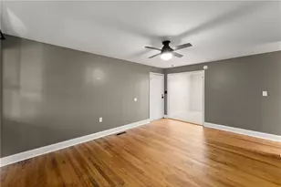 3027 Thrasher Dr, Gainesville, GA 30506 - Photo 7