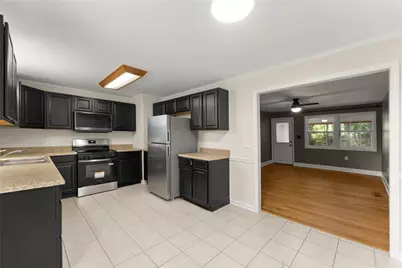 3027 Thrasher Drive, Gainesville, GA 30506 - Photo 11