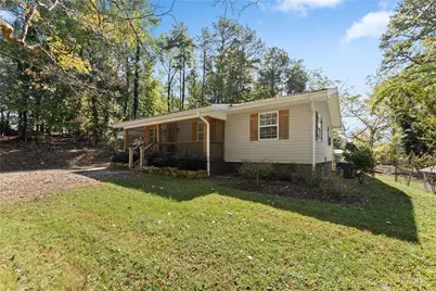 3027 Thrasher Drive, Gainesville, GA 30506 - Photo 3