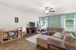 200 Oliver Dr, Locust Grove, GA 30248 - Photo 3