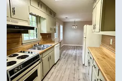 3895 Brookshire Place, Lawrenceville, GA 30044 - Photo 5