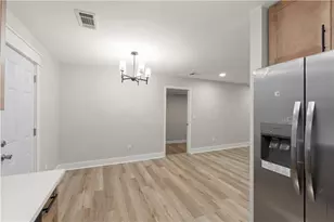 805 Sandy Creek Dr NW, Atlanta, GA 30331 - Photo 9
