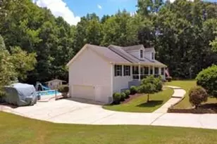 1048 Birdseye View, Locust Grove, GA 30248 - Photo 11
