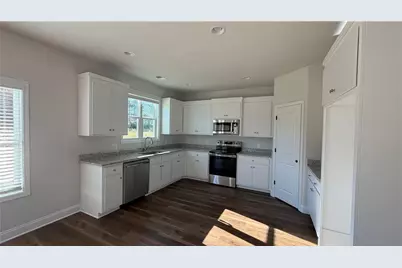 204 Strawberry Lane, Winder, GA 30680 - Photo 13