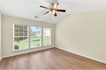 136 Park Forest Drive NW, Kennesaw, GA 30144 - Photo 9