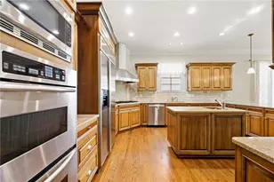 270 Trimble Crest Dr, Sandy Springs, GA 30342 - Photo 9