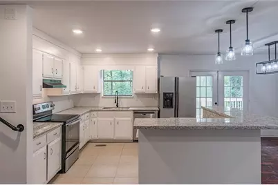 4996 Wycliffe Drive, Stone Mountain, GA 30087 - Photo 11