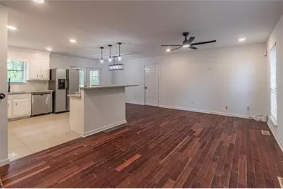 4996 Wycliffe Drive, Stone Mountain, GA 30087 - Photo 7