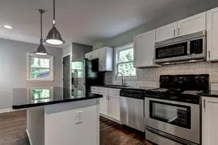385 Eleanor St SE, Atlanta, GA 30317 - Photo 9