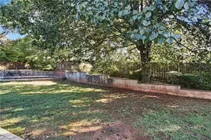 945 Brandon Ridge Dr, Roswell, GA 30075 - Photo 51