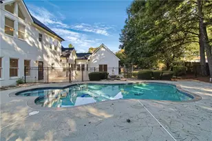 945 Brandon Ridge Dr, Roswell, GA 30075 - Photo 5