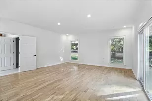945 Brandon Ridge Dr, Roswell, GA 30075 - Photo 15