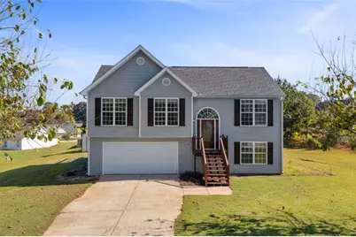 63 Lancashire Lane, Commerce, GA 30529 - Photo 1