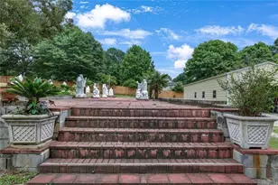 1242 Cooper Rd, Snellville, GA 30078 - Photo 11