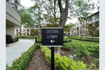 3475 Oak Valley Road NE #260, Atlanta, GA 30326 - Photo 39