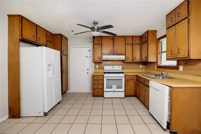 6690 Judy Lane, Riverdale, GA 30296 - Photo 17