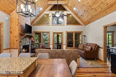 82 Queens Lane, Blue Ridge, GA 30513 - Photo 3