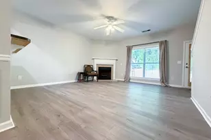 2077 Lakeshore Overlook Dr, Kennesaw, GA 30152 - Photo 7