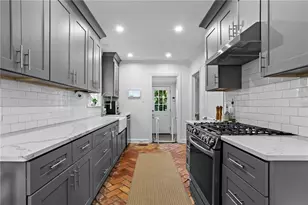 2070 Fairhaven Cir NE, Atlanta, GA 30305 - Photo 11