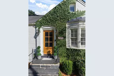 2070 Fairhaven Circle NE, Atlanta, GA 30305 - Photo 3