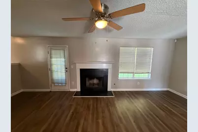 6344 Phillips Court, Lithonia, GA 30058 - Photo 5