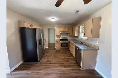 6344 Phillips Court, Lithonia, GA 30058 - Photo 3