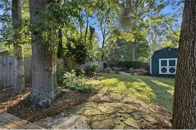 79 Lakeview Drive NE, Atlanta, GA 30317 - Photo 23