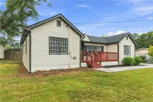 47 SE Hillcrest Dr SE, Austell, GA 30168 - Photo 1