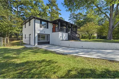 3869 Wisteria Lane SW, Atlanta, GA 30331 - Photo 3