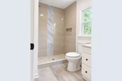 83 Lewis Barrett Boulevard NE, Rome, GA 30161 - Photo 11