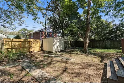 812 E 33rd Street, Savannah, GA 31401 - Photo 23