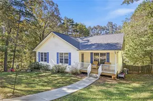 355 Royal Oaks Ln, Dahlonega, GA 30533 - Photo 3