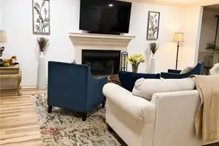 8945 Carroll Manor Dr, Sandy Springs, GA 30350 - Photo 15