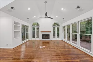 4601 Club Cir NE, Atlanta, GA 30319 - Photo 11