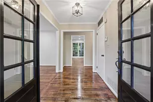 4601 Club Cir NE, Atlanta, GA 30319 - Photo 3