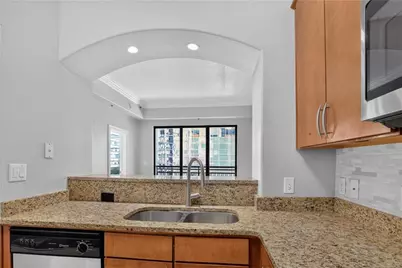 3445 Stratford Road NE #606, Atlanta, GA 30326 - Photo 9