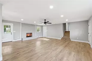 3187 Kennesaw View Dr SW, Marietta, GA 30064 - Photo 5
