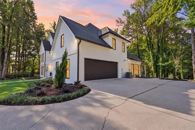 9290 Prestwick Club Drive, Johns Creek, GA 30097 - Photo 41