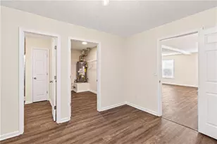 11657 Flemming Ct, Hampton, GA 30228 - Photo 9