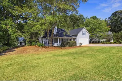 130 The Falls Boulevard, Covington, GA 30016 - Photo 3