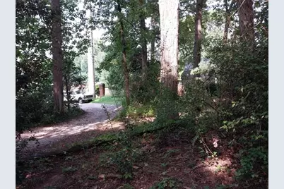 2672 Roswell Road, Marietta, GA 30062 - Photo 23
