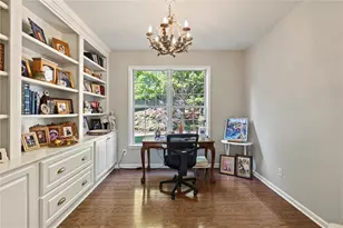 107 Normandy Dr, Woodstock, GA 30188 - Photo 7
