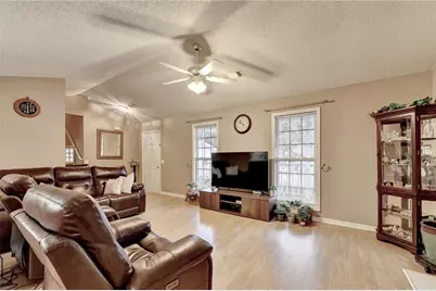 6005 April Drive, Buford, GA 30518 - Photo 9