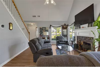 121 Kingsbrook Circle, Newnan, GA 30265 - Photo 9