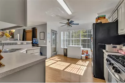 121 Kingsbrook Circle, Newnan, GA 30265 - Photo 13