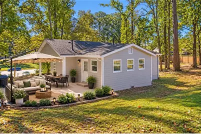 679 Suwanee Court NW, Lawrenceville, GA 30043 - Photo 11