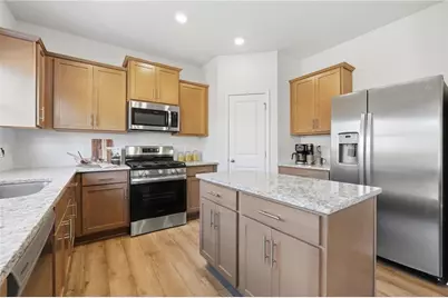 129 Bloomfield Circle, Canton, GA 30114 - Photo 7