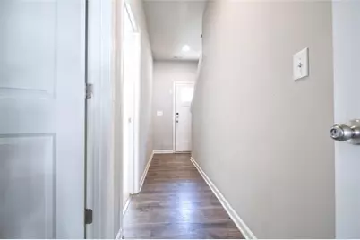 1613 Falcon Crest Way, Atlanta, GA 30032 - Photo 11