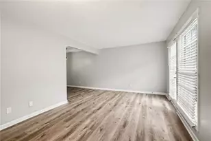 3091 Colonial Way #Way, Atlanta, GA 30341 - Photo 11